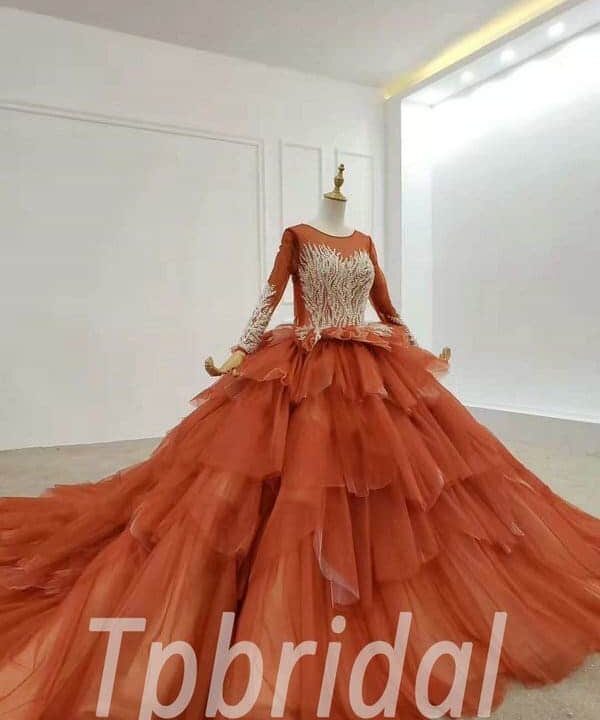 red wedding dress with veil 673-007