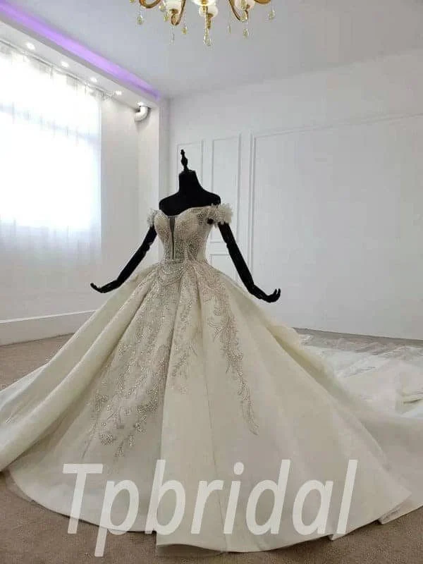 satin lace wedding dress 675-002
