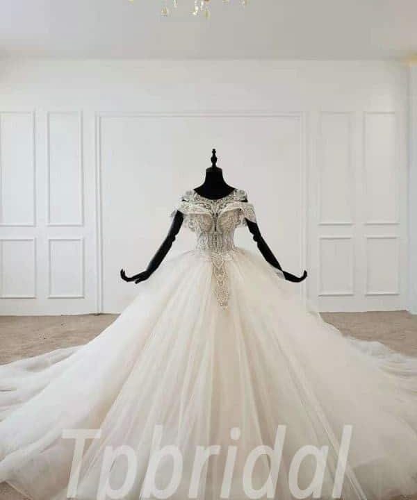 tulle ball gown 677-004