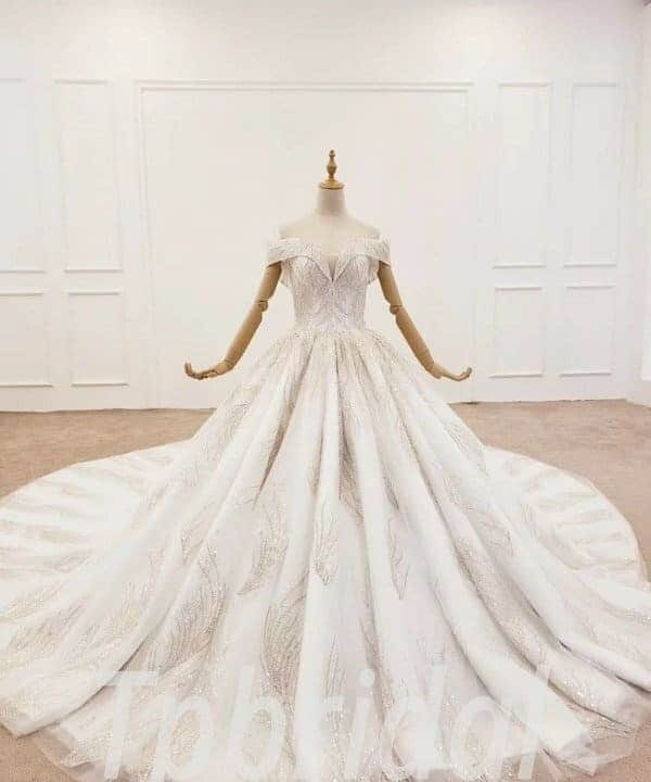 couture wedding dress 725-002