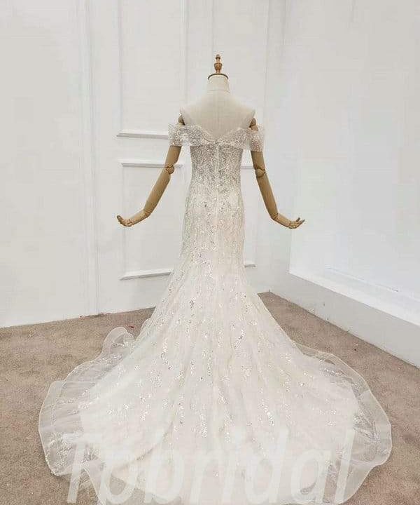 fitted wedding dress 737-009