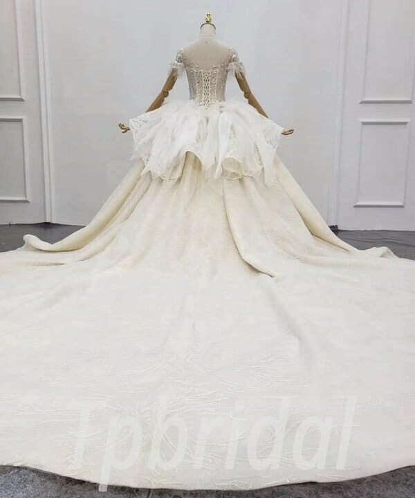 Tiered wedding dress 762-008