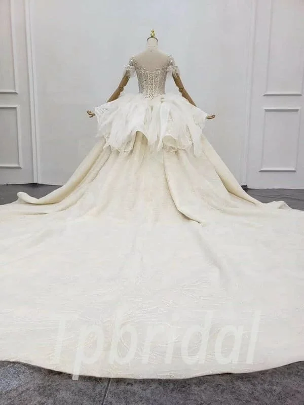 Tiered wedding dress 762-008