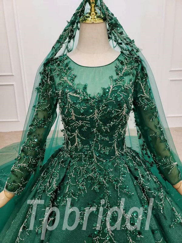 Forest Green Wedding Dress Long Sleeves Bridal Gown With Veil