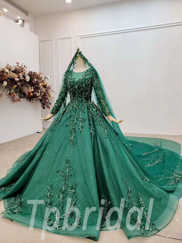 Forest Green Wedding Dress Long Sleeves Bridal Gown With Veil