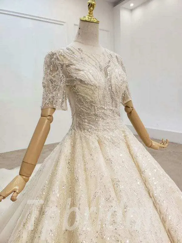 traditional wedding dress 755-004