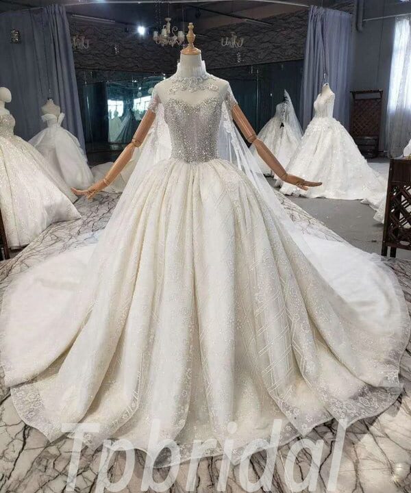 lace cape wedding dress 820-006