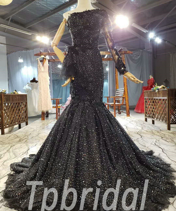 black mermaid wedding dress 854-006