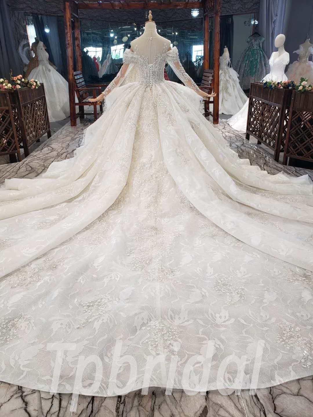 winter wedding dresses 2020