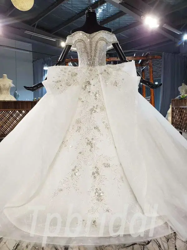 heavy wedding dress 862-010