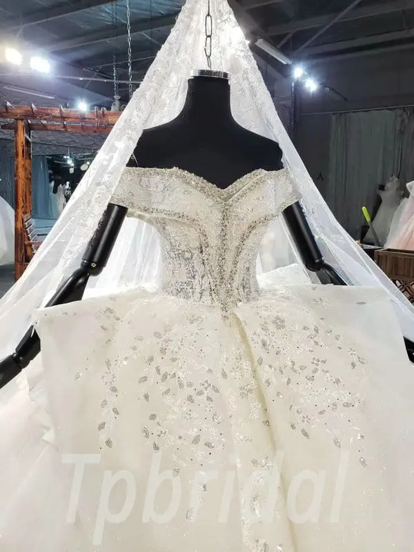 heavy wedding dress 862-020