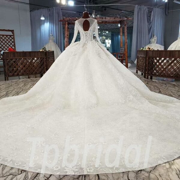 long sleeve winter wedding dress 890-009