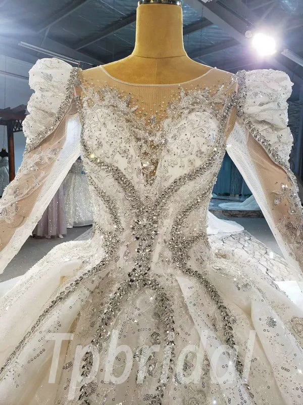 long sleeve winter wedding dress 896-002