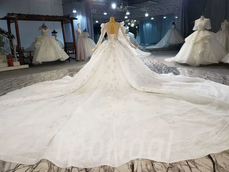 long sleeve winter wedding dress 896-008