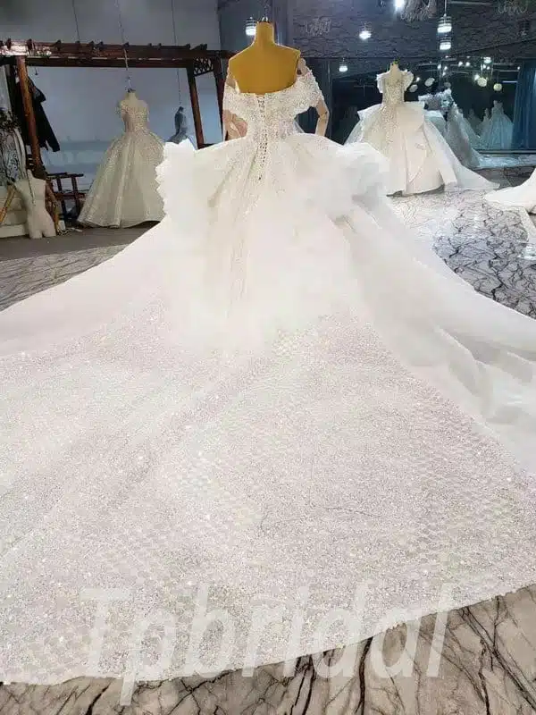 big ball gown wedding dress 935-005