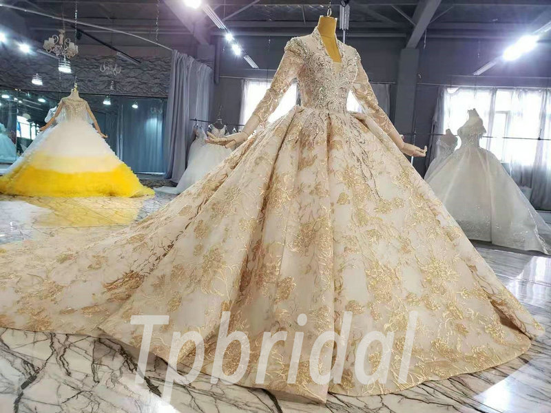 Gold Lace Wedding Dress V Neck Ball Gown Long Sleeve Bridal Dress