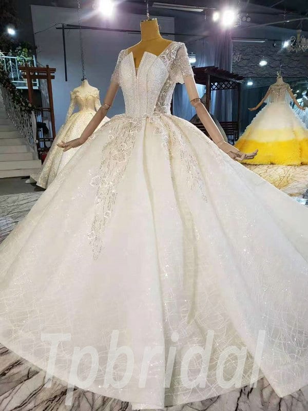 Short Sleeve Ball Gown Wedding Dress With Train 2021