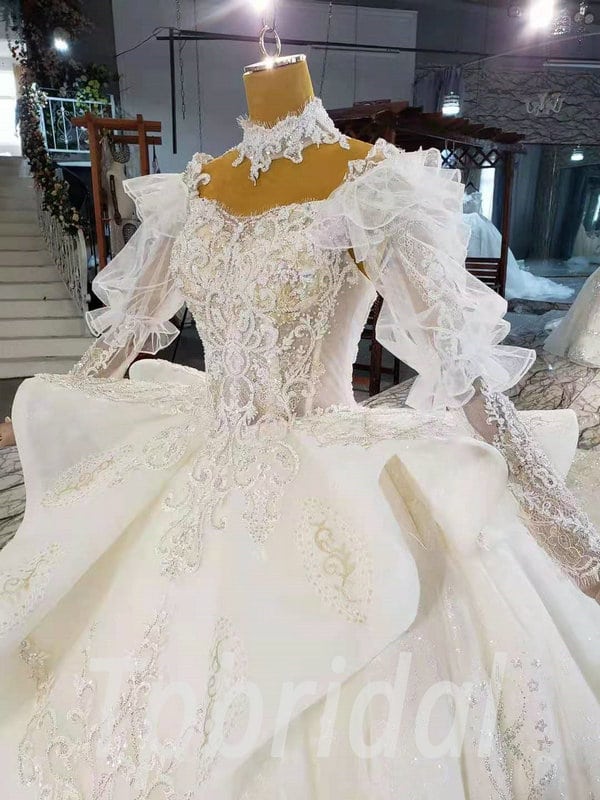 Ball Gown Wedding Gown Detachable Sleeve Long Train Bridal Dress
