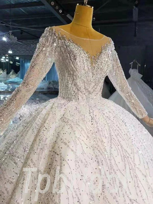 ball gown long sleeve wedding dress 991-002
