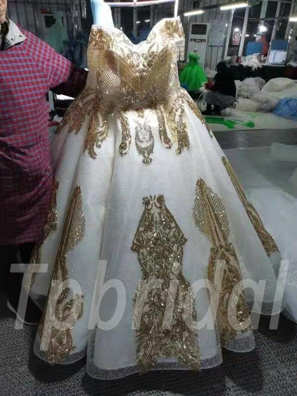 gold and white quinceanera dress (3)