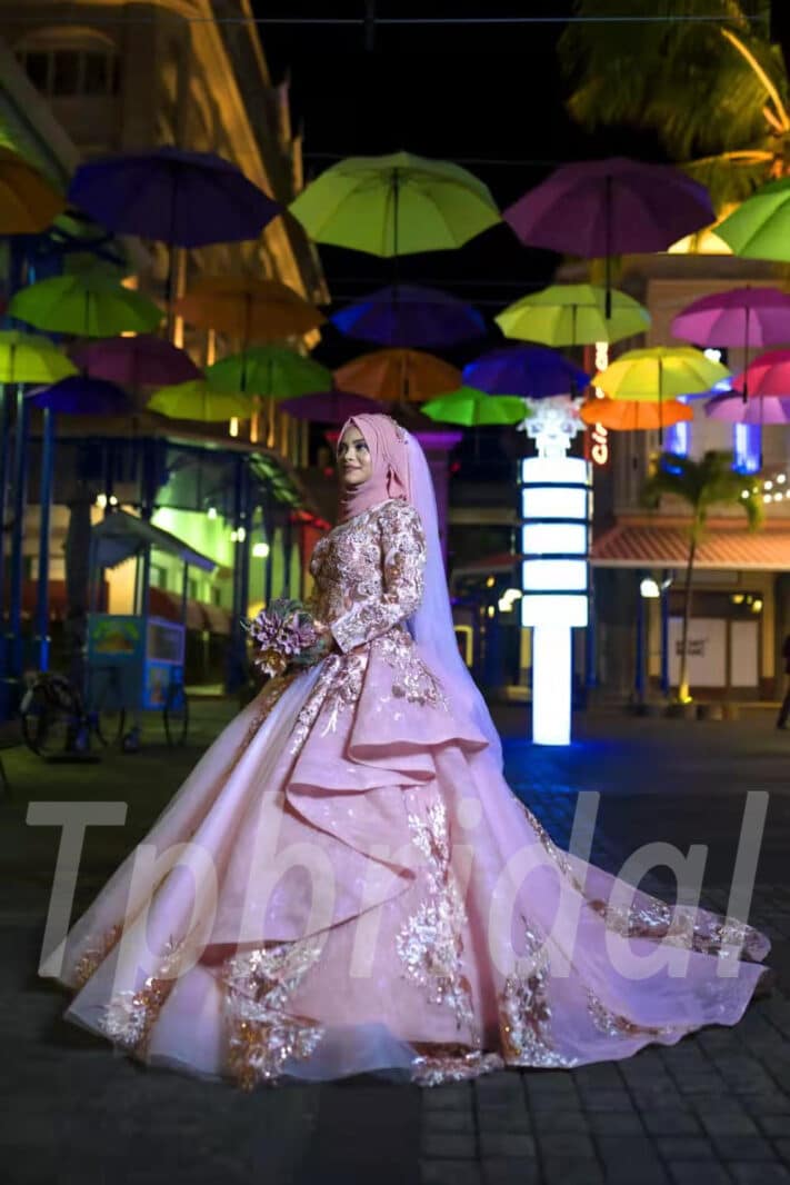 pink-wedding-dress-2