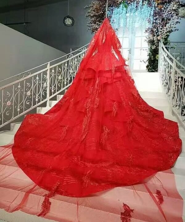 red bridal gown 1046-004