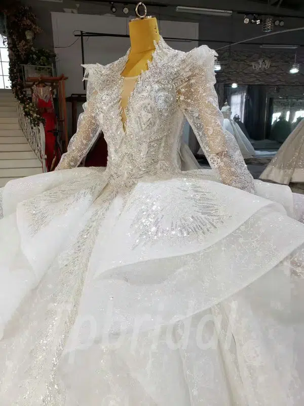 ball gown wedding dress with sleeves 1056-009