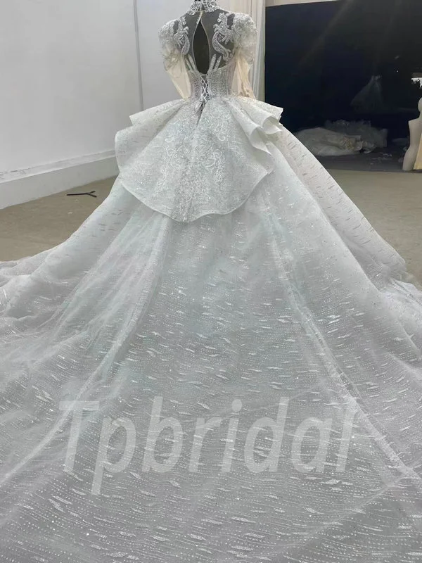 ball gown wedding dress with sleeves 1060-007