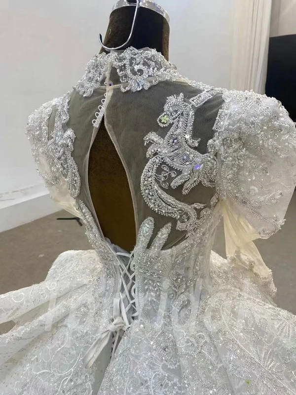 ball gown wedding dress with sleeves 1060-009