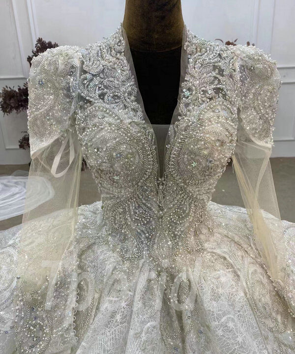 lace v neck wedding dress 1059-004