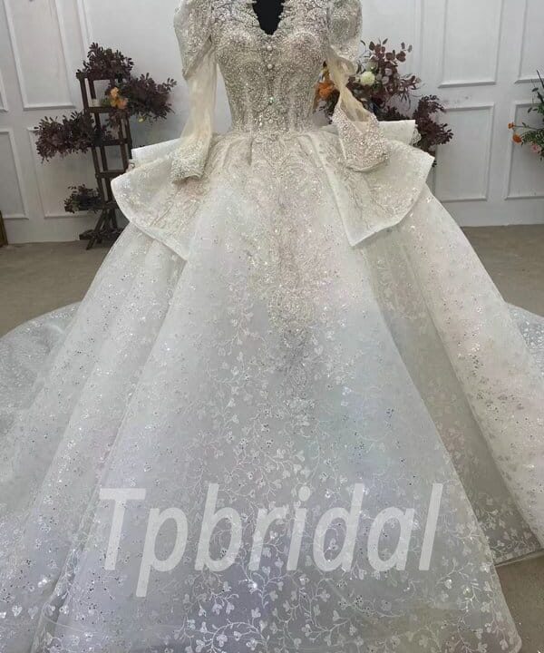 v neck long sleeve wedding dress 1076-004