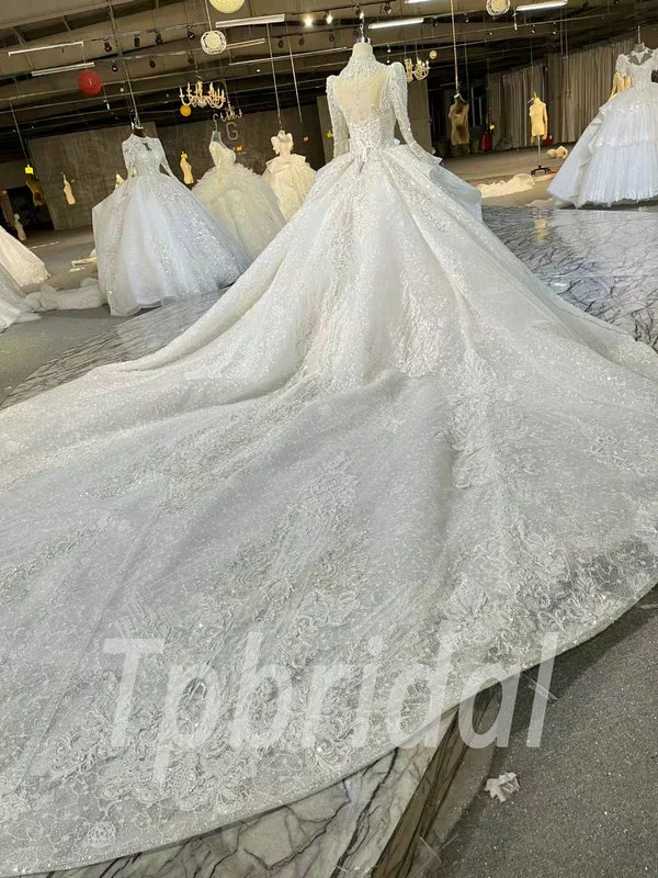 ball gown long sleeve wedding dress-1090001