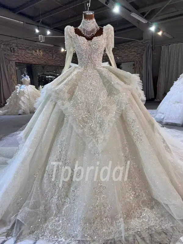 ball gown long sleeve wedding dress 1107-001