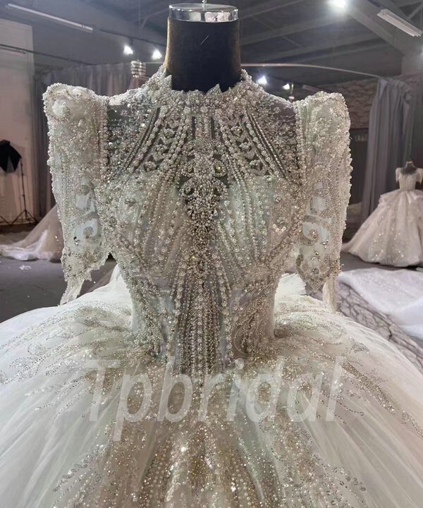 high neck wedding dress 1119-004