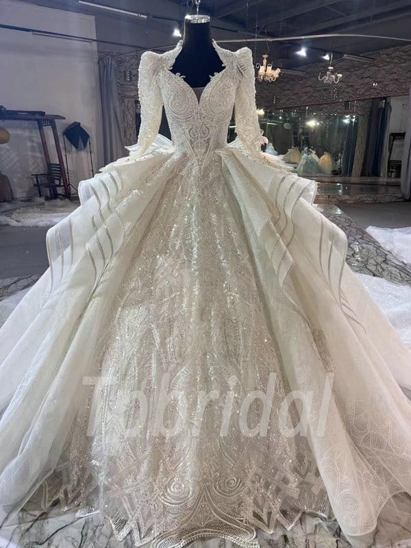 Winter Long Sleeve Wedding Dress Ball Gown Long Train