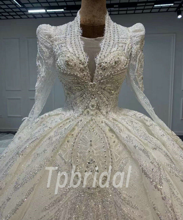 v neck ball gown long sleeve wedding dress 1147-004