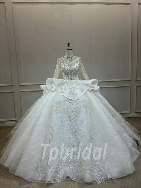 white lace ball gown wedding dress 1162-001