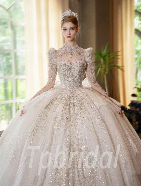 long sleeve sweetheart wedding dress 1180-007