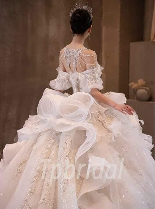 monarch train wedding dress 1175-002