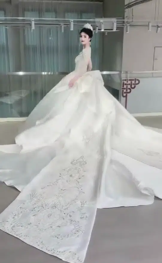 Satin ball gown wedding dress 2213(4)