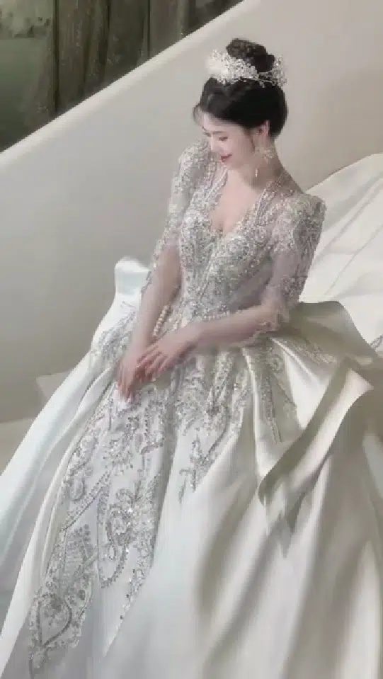 Satin ball gown wedding dress 2213(5)