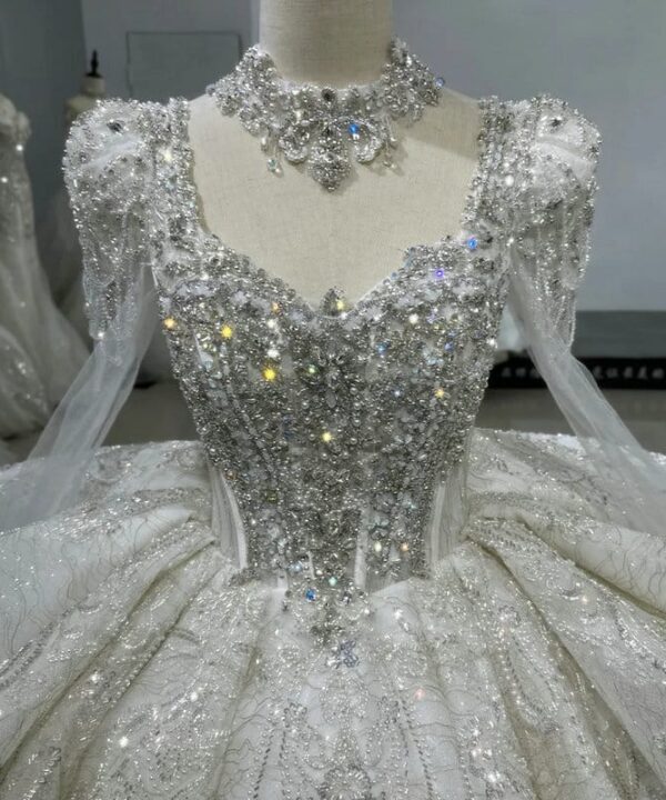 cathedral wedding dress 1606-04