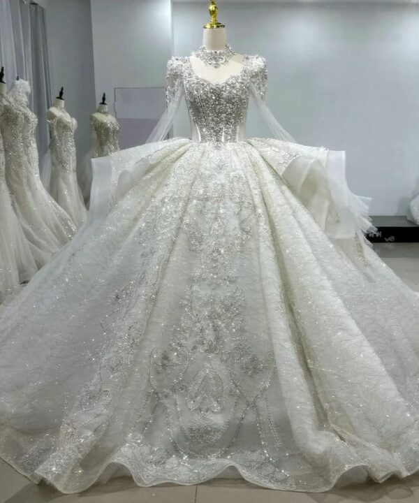 cathedral wedding dress 1606-05
