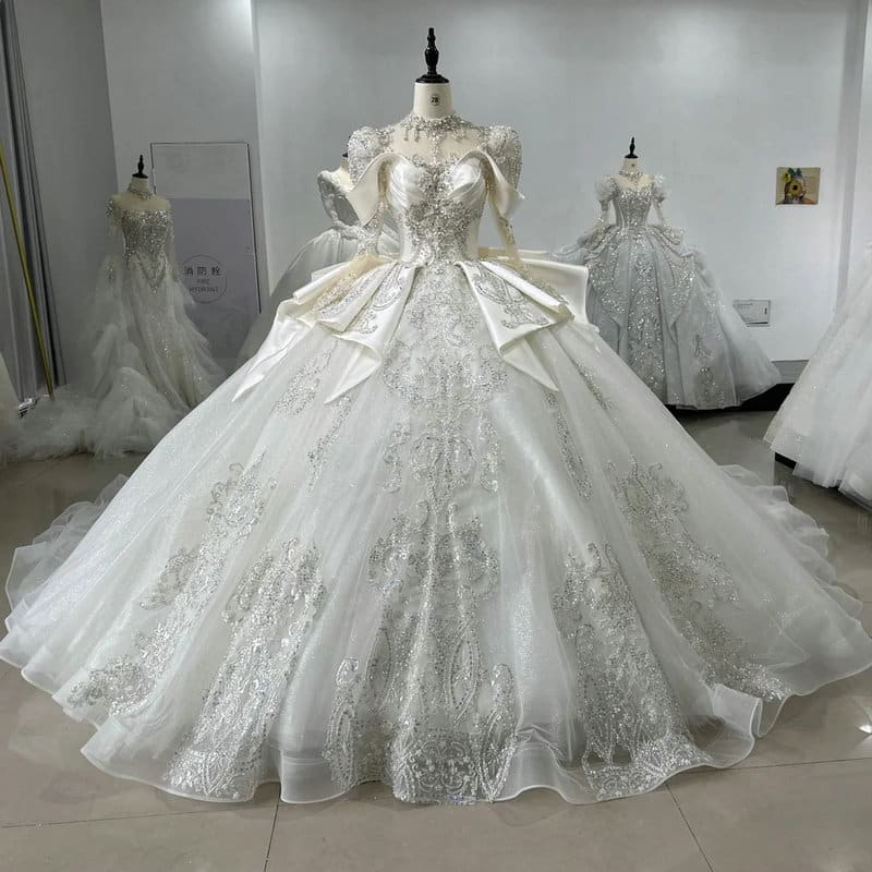 satin and tulle wedding dress 1610-01
