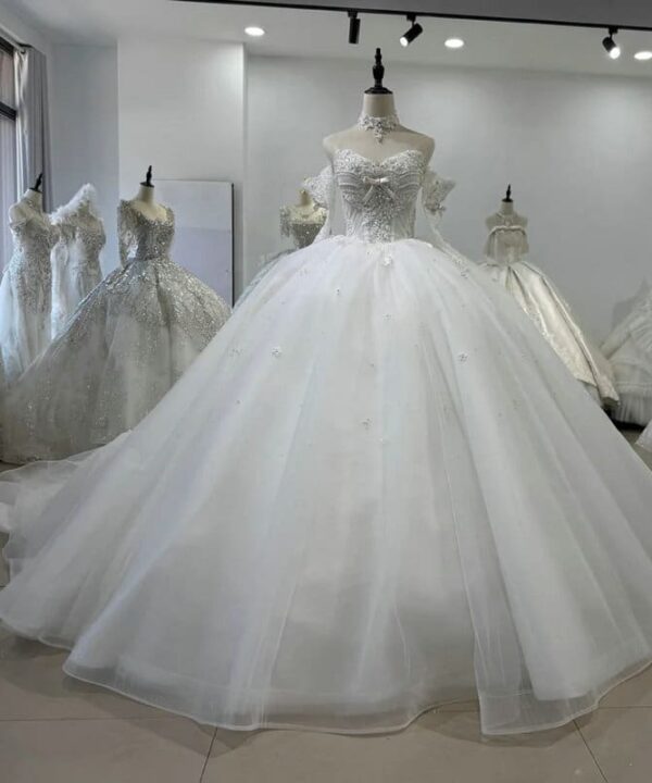 wedding dress with detachable sleeves 1626-01